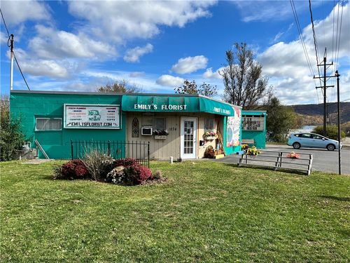 1874 Grand Central Ave, Horseheads, NY, 14845-3037 | Card Image