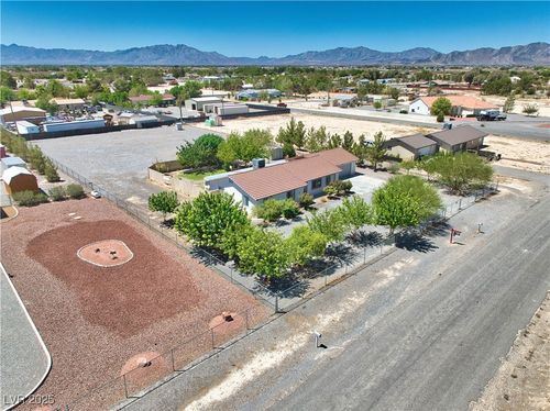 451 W Leffner Dr, Pahrump, NV, 89060-2543 | Card Image