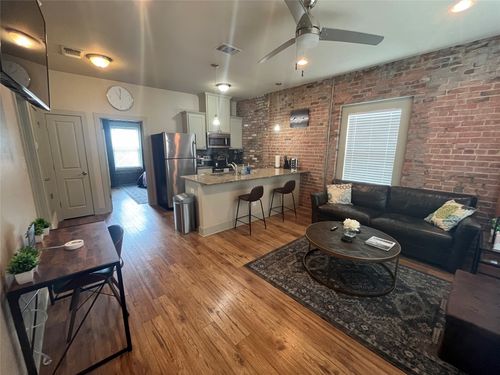 ste-203-919 Alston Ave, Fort Worth, TX, 76104-3012 | Card Image