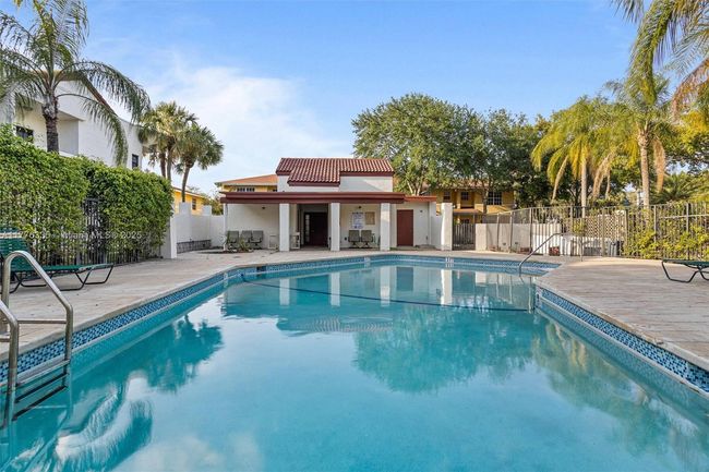 APT-103 - 1417 Avon Ln, Townhouse with 2 bedrooms, 2 bathrooms and null parking in North Lauderdale FL | Image 25