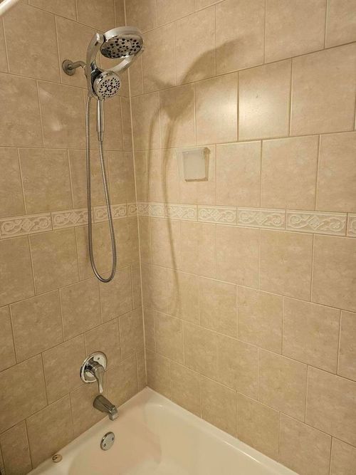 apt-1e-4630 Washington St, Skokie, IL, 60076-2553 | Card Image