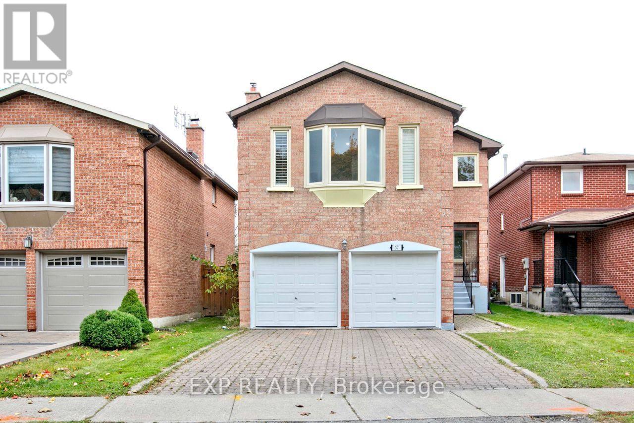 Residential Lease in Richmond Hill (Crosby)