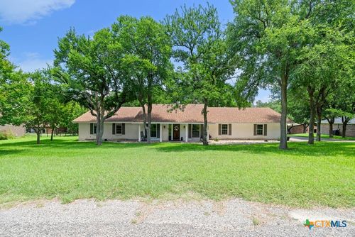 214 Mesa Dr, Gatesville, TX, 76528-1023 | Card Image