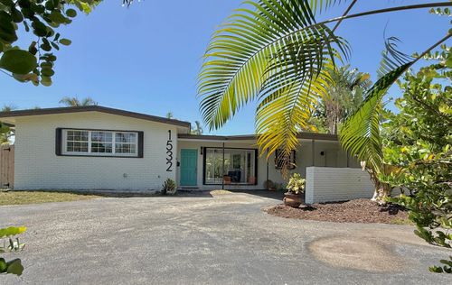 1532 Ne 27th Dr, Wilton Manors, FL, 33334-4353 | Card Image
