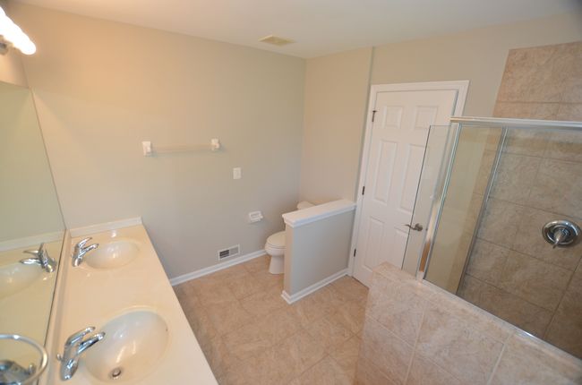 Master Bathroom | Image 25