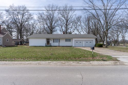1635 S Williams St, Moberly, MO, 65270-3819 | Card Image