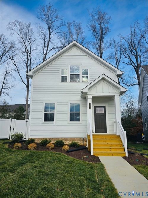 8443 Villetta Pointe Ln, Mechanicsville, VA, 23116-2101 | Card Image