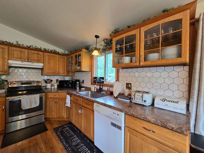 910 School Rd, House other with 3 bedrooms, 2 bathrooms and null parking in Tomahawk WI | Image 17