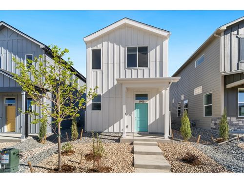 3905 Kenai St, Evans, CO, 80620-8713 | Card Image
