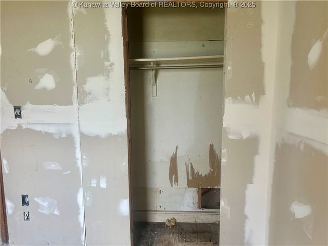 Primary Bedroom Closet | Image 20