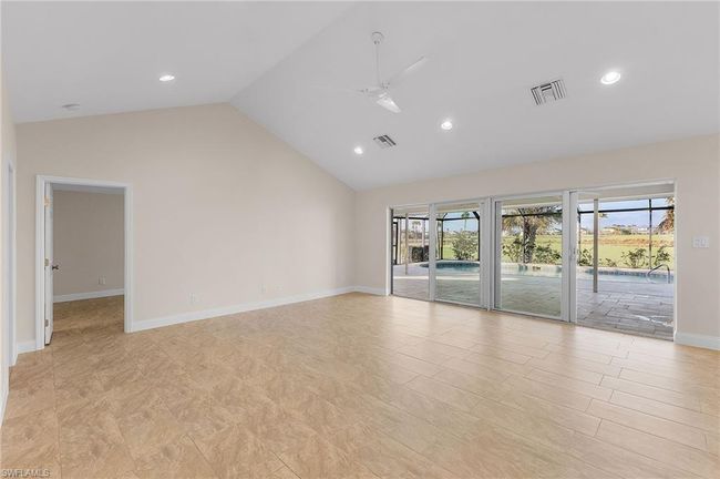 Living Room | Image 6