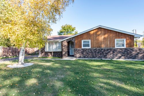 38697 N Cedar Ave, Beach Park, IL, 60099-3461 | Card Image