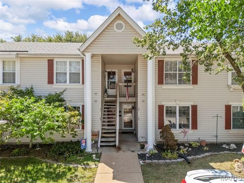 11-33 Sugar Grove Ct, Saint Peters, MO, 63376-7433 | Card Image