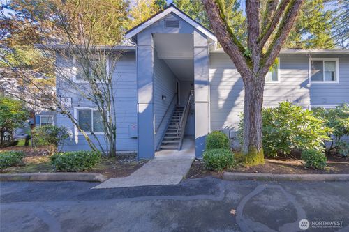 apt-d117-10026 Ne 127th Pl, Kirkland, WA, 98034-8810 | Card Image
