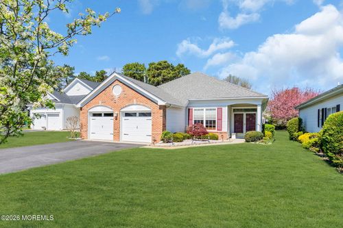 35 Quicksilver Ct, Lakewood, NJ, 08701-7534 | Card Image