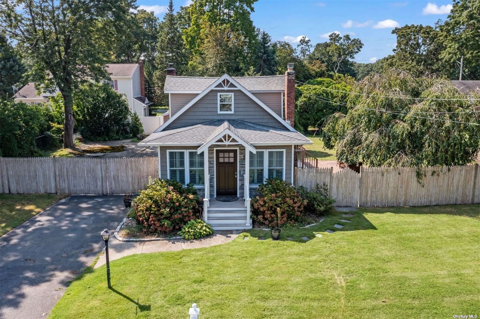 Elm St, Centereach, NY 11720