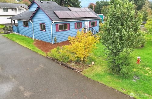 870 4th St, Sultan, WA, 98294-9801 | Card Image