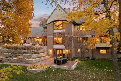 1319 Creekside Court, Grafton, WI, 53024 | Card Image