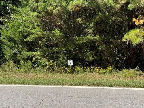 7 Park Springs Rd, Providence, NC, 27315-9721 | Card Image