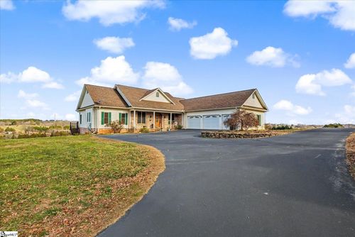 122 Skyview Dr, Walhalla, SC, 29691-5000 | Card Image