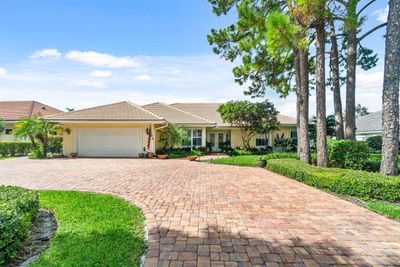 33 Rabbits Run, House other with 3 bedrooms, 3 bathrooms and null parking in Palm Beach Gardens FL | Image 2