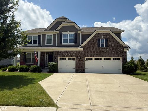 15961 Foothill Dr, Noblesville, IN, 46060-9409 | Card Image