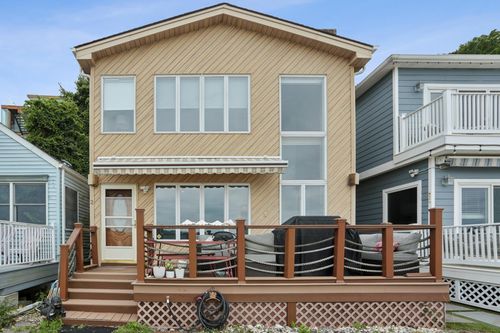 02-75 W Shore Rd, Port Washington, NY, 11050 | Card Image