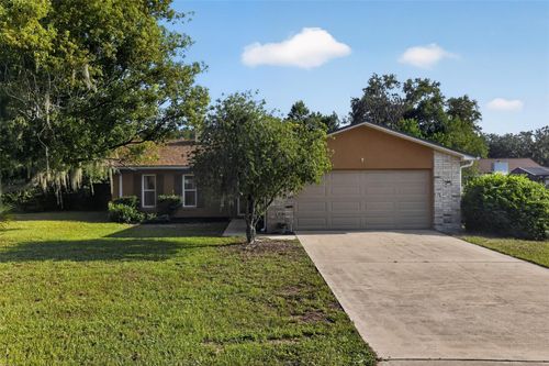 13635 Berkshire Ct, GRAND ISLAND, FL, 32735-9804 | Card Image
