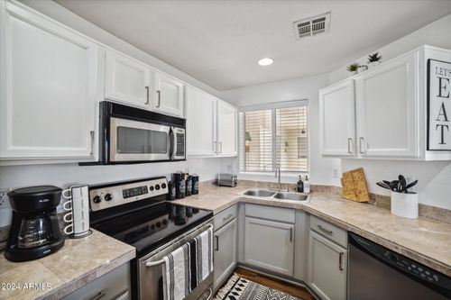 210-10401 N 52nd St, Paradise Valley, AZ, 85253-1050 | Card Image