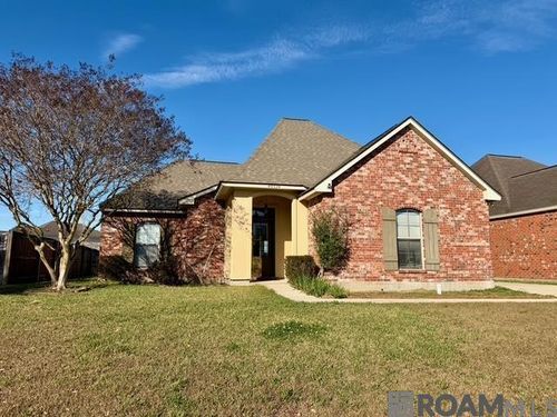 40524 Cross Ridge Ave, Gonzales, LA, 70737-0715 | Card Image