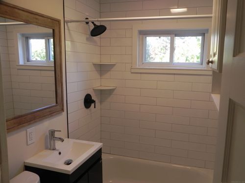 1-186 Grasmere Ave, Fairfield, CT, 06824-6138 | Card Image