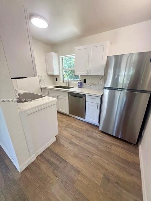 530 Mentone Rd, Lake Worth, FL, 33462 | Card Image