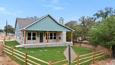 602 N Shorewood Drive, House other with 3 bedrooms, 2 bathrooms and 4 parking in Granite Shoals TX | Image 2