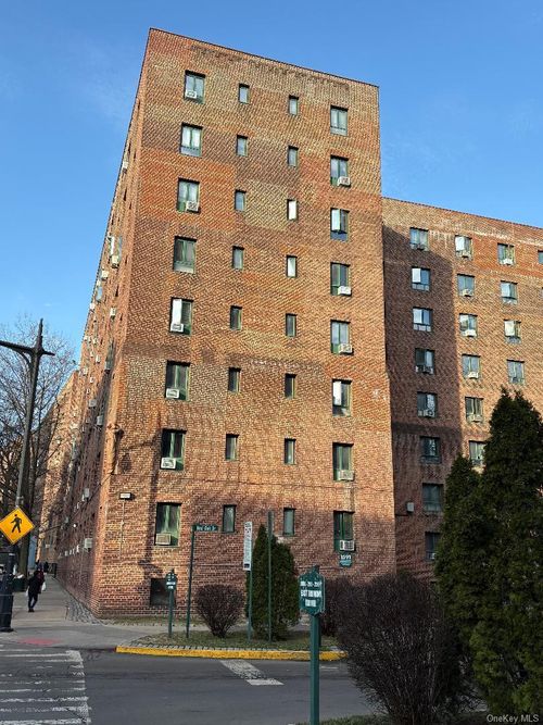apt-5i-1591 Metropolitan Ave, Bronx, NY, 10462-6207 | Card Image