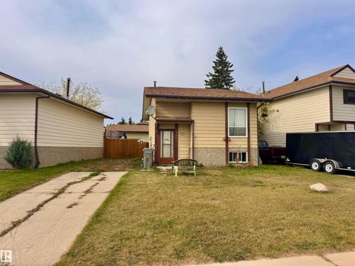 9704 104 St, Morinville, AB, T8R1C8 | Card Image