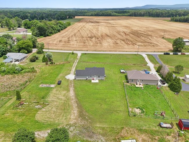 106 Wilder Chapel Rd, House other with 3 bedrooms, 2 bathrooms and 2 parking in Decherd TN | Image 27