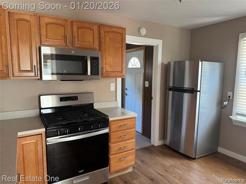 26122 Beverly Rd, Taylor, MI, 48180-1108 | Card Image