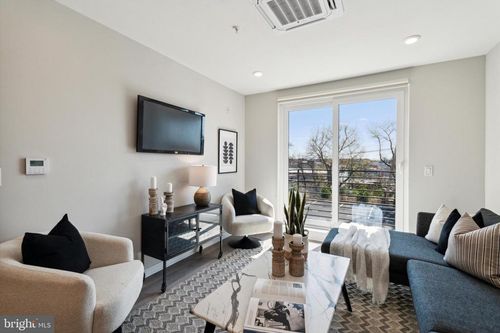 b428-3449 Scotts Lane, PHILADELPHIA, PA, 19129 | Card Image