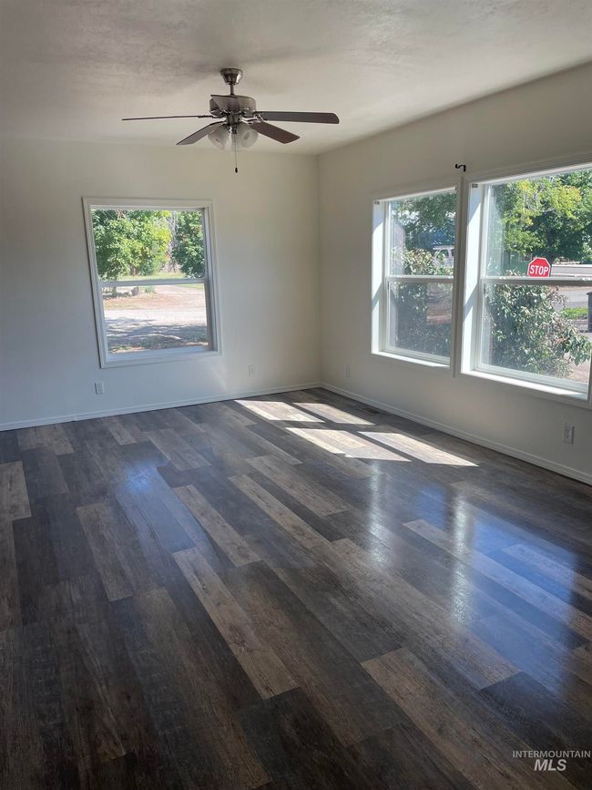 102 N Fairfield St, House other with 3 bedrooms, 2 bathrooms and null parking in Council ID | Image 27