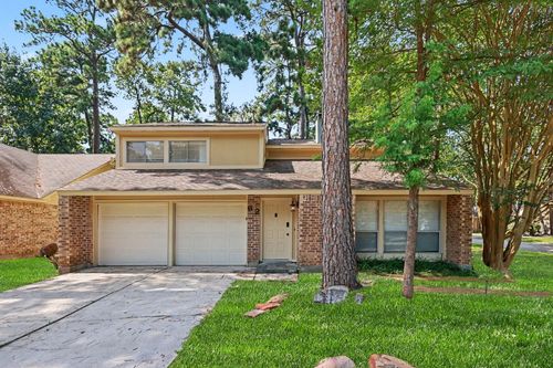 62 W Timberspire Ct, The Woodlands, TX, 77380-2840 | Card Image