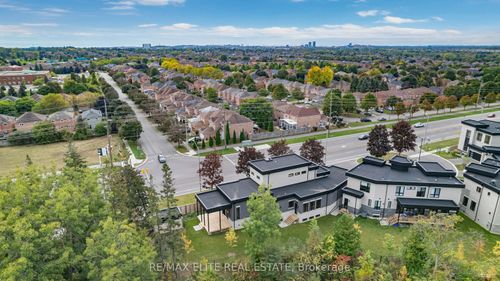 2 Tidmarsh Lane, Ajax, ON, L1T4S1 | Card Image