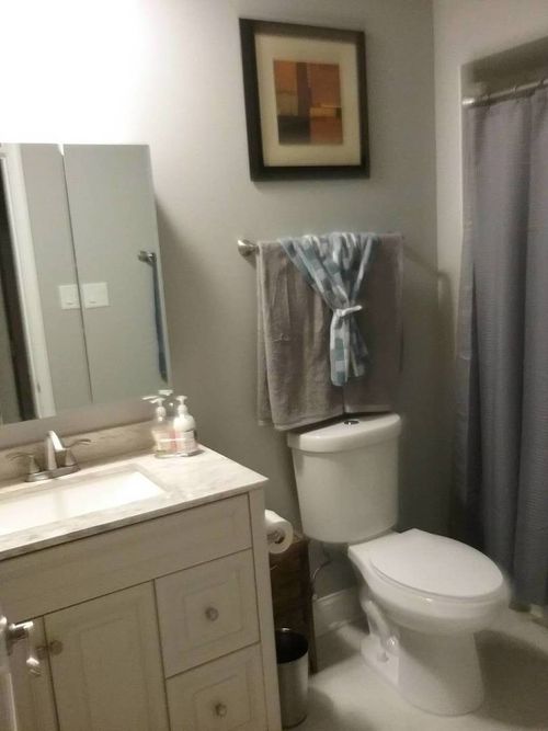 apt-4-22637 Pleasant Dr, Richton Park, IL, 60471-1733 | Card Image