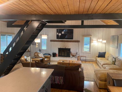 5 Byington Ln, Winhall, VT, 05340 | Card Image