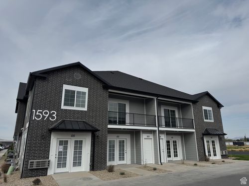 204-1593 N 110 W, Logan, UT, 84341-3192 | Card Image