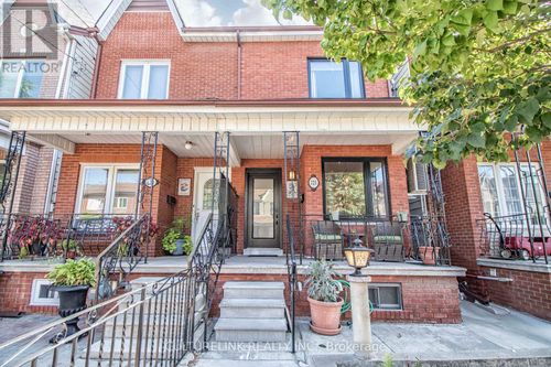 upper-121 Montrose Avenue, Toronto (Trinity-Bellwoods), ON, M6J2T6 | Card Image
