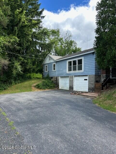 Forts Ferry Rd, Latham, NY 12110