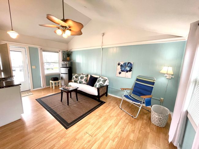 UNIT-3 - 522 Ocean Blvd, Condo with 1 bedrooms, 1 bathrooms and null parking in Hampton NH | Image 5