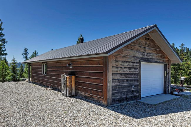 966 Forest Service Road, House other with 2 bedrooms, 3 bathrooms and null parking in Darby MT | Image 55