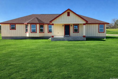 618 County Road 124, Floresville, TX, 78114-6668 | Card Image