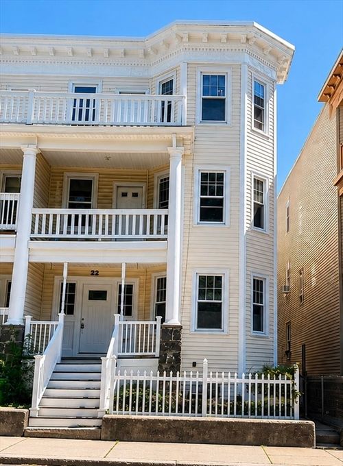 22 Fernboro St, Boston, MA, 02121 | Card Image